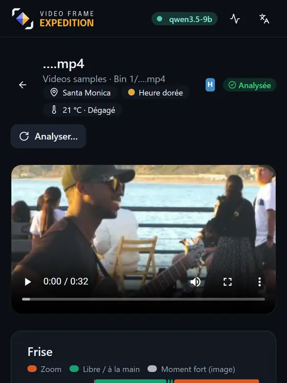 La page d'une vidéo en largeur de téléphone : le lecteur et la frise d'abord.